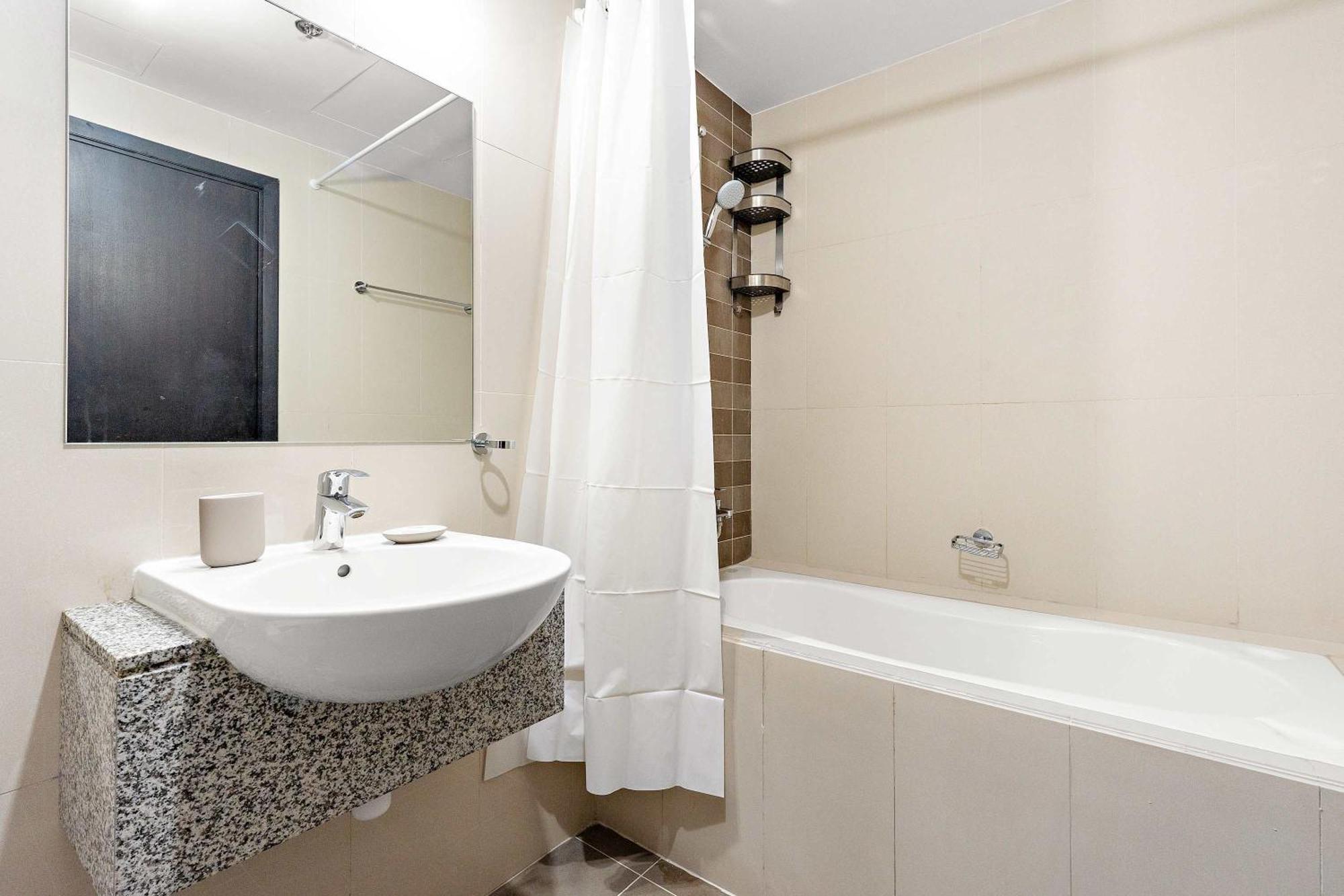 Silkhaus Classic 2br At Horizon Tower In Reem Island Abu Dhabi